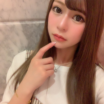 유즈키 리아나 (Riana Yuzuki . 悠月リアナ)