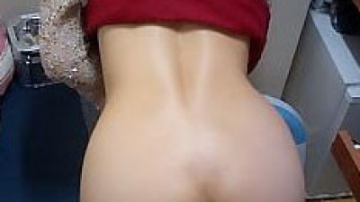 친구엄마의 계획적인 탈의