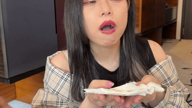 16602054351367.gif