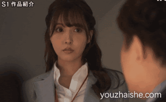 16608757572757.gif
