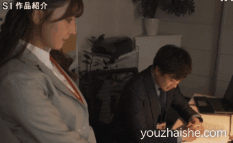 16608757588607.gif