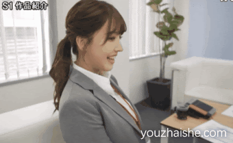 16608757633572.gif