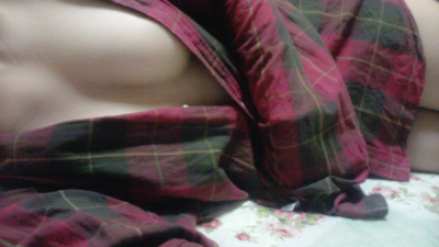 여름에 사촌동생과 텐트에서