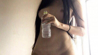 일본인 3만원에 태극기 꽂음