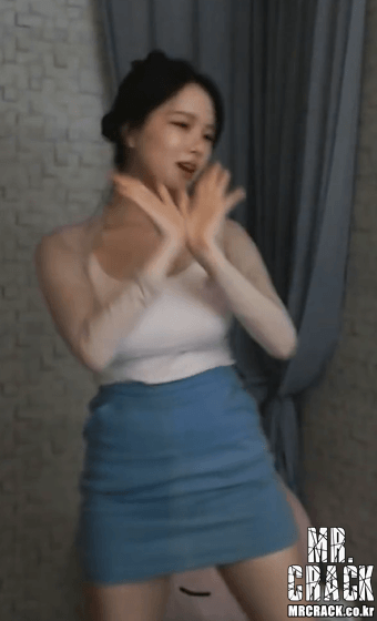 16695235203366.gif
