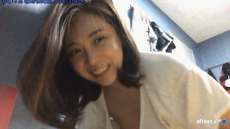 16731549978192.gif
