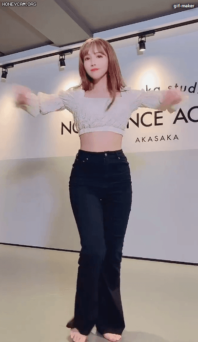 16762834849088.gif