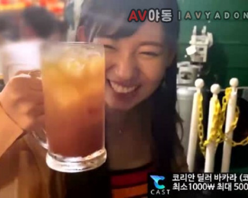 [일본야동] 부끄럼타더니 고속 피스톤질